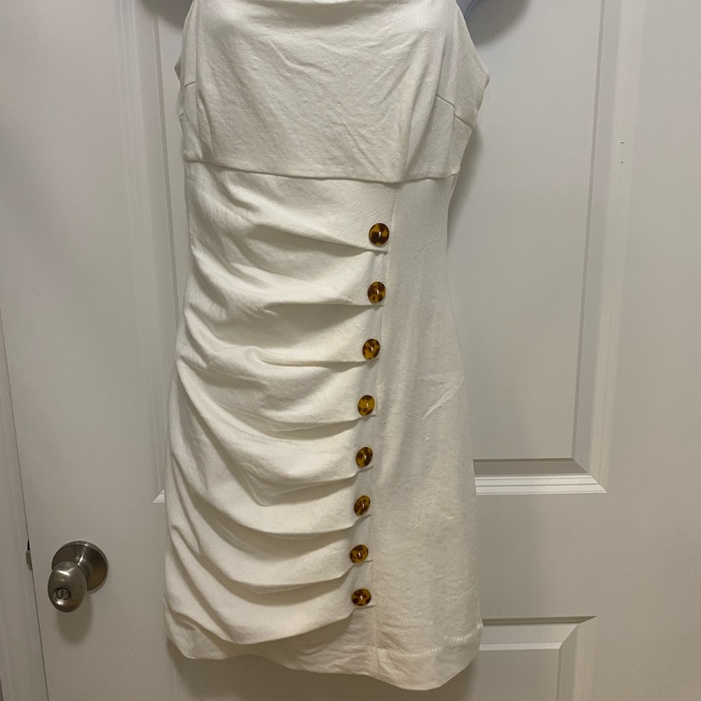 White dress with buttons. Cute bridal dress.